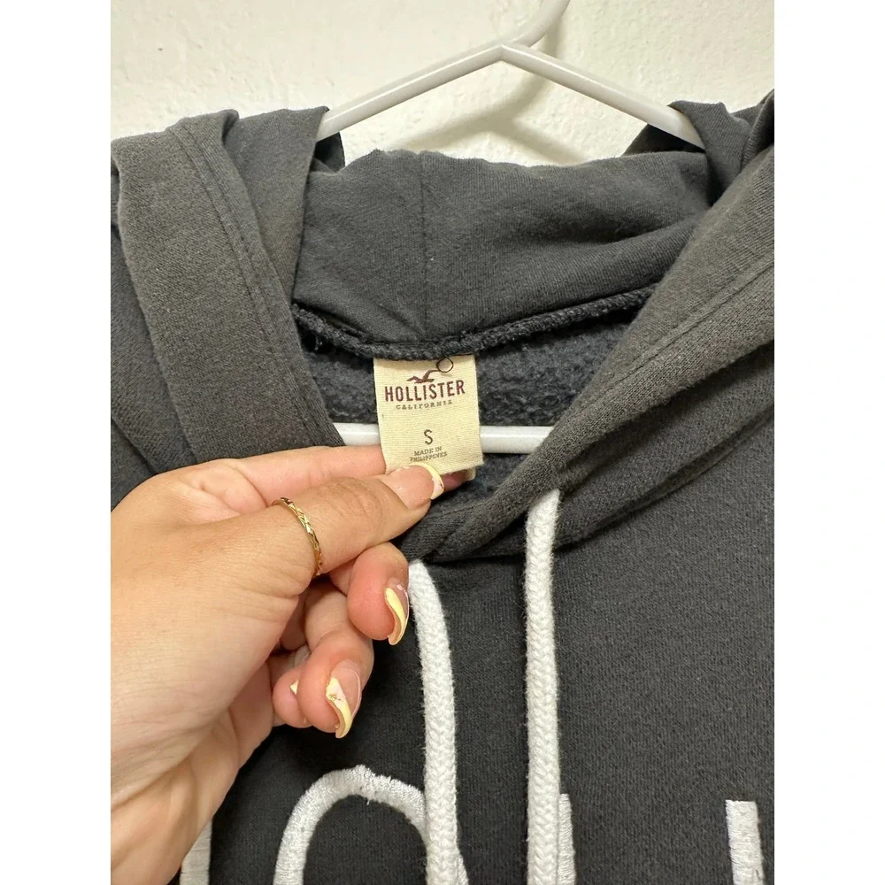 Hollister Hoodie Mens Small Black Embroidered Logo Pullover Sweatshirt - Picture 6 of 6
